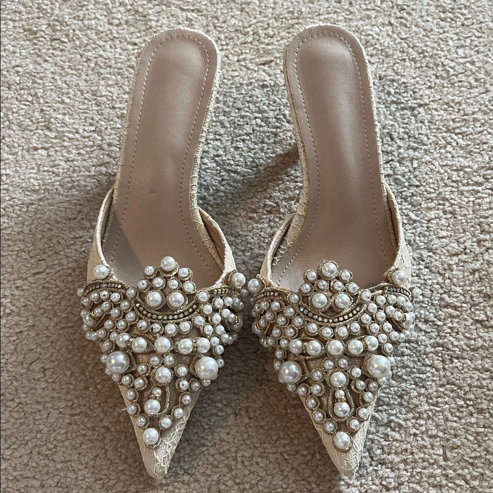 Elegant Pearl Embellished Mules